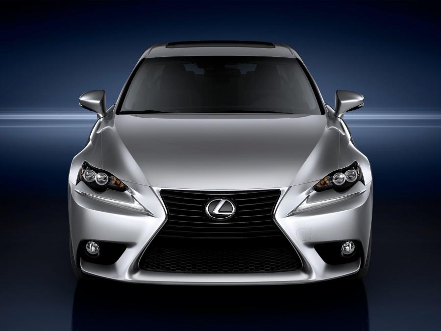  Lexus IS350 2013 года  (фото 16 из 33)